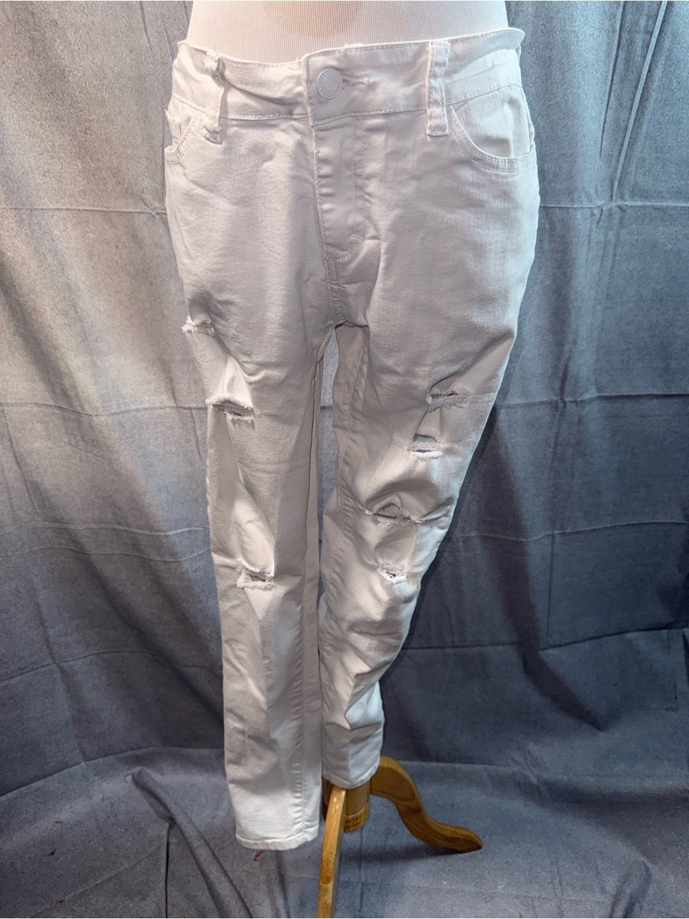 1634-Wax Jean White Distressed Slim Chinos